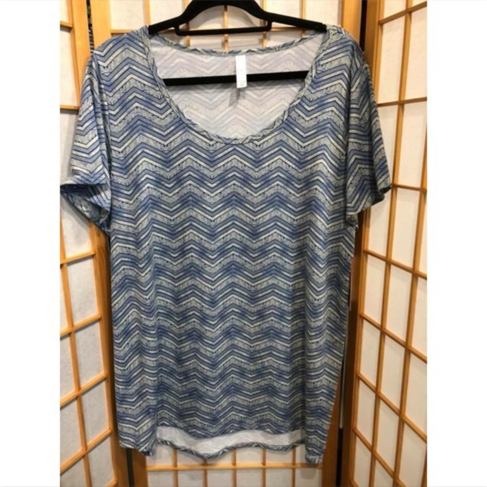 Lularoe Classic Tee - Short Sleeve - 2X Large